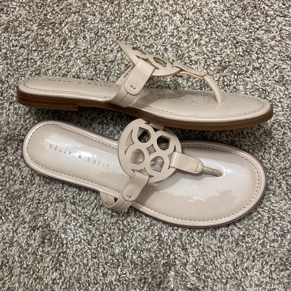 Beige cream sandals 7 almost new